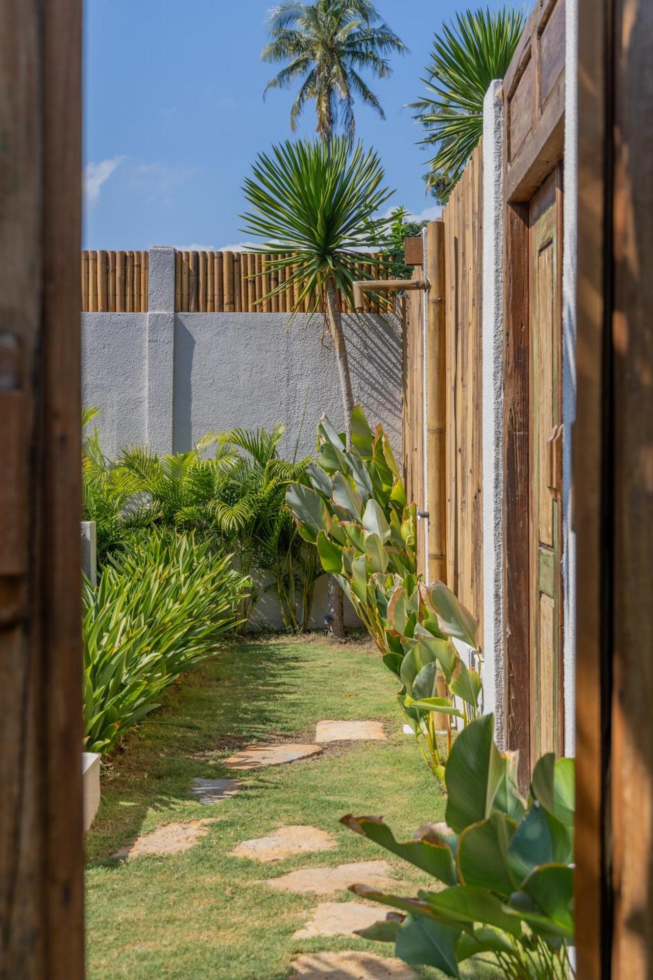 Kalyana Villa Gili Air Exterior photo